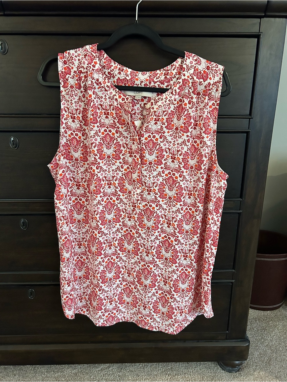 NWT New LOFT Pink Red Floral Sleeveless Split-Neck Blouse XL